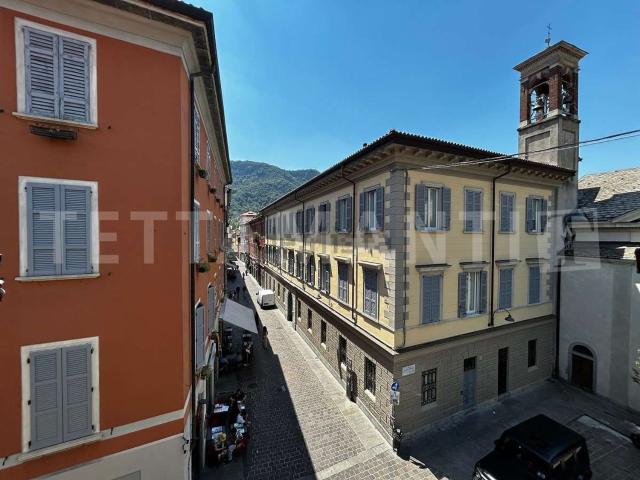 Attico in vendita a Sant'Agostino, Como