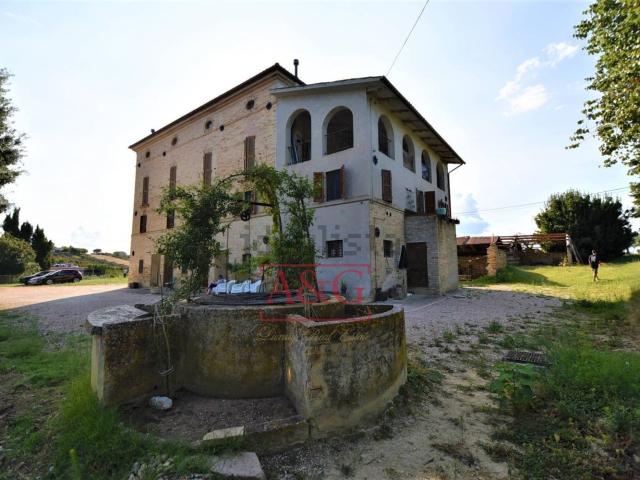 Appartamento in vendita a Marche, Macerata