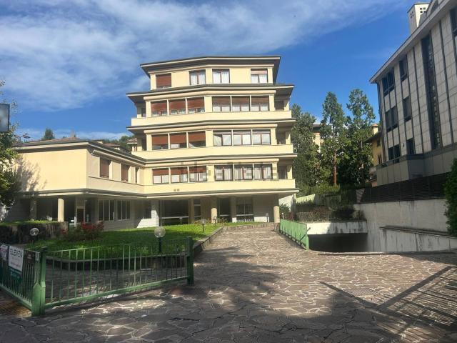 Appartamento in vendita a Bergamo