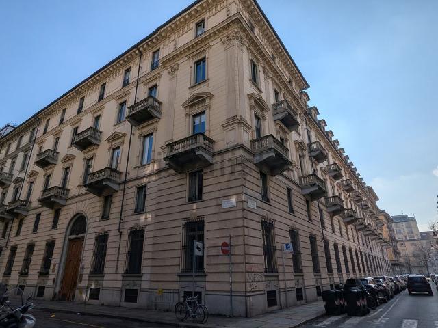 Appartamento in vendita a Circoscrizione 1, Piemonte