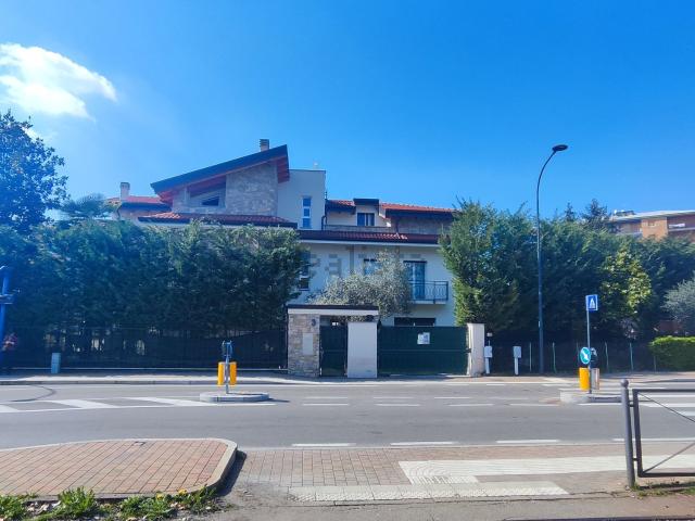 Appartamento in vendita a Villaggio del Sole, Limbiate