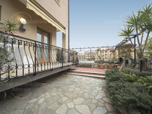 Appartamento in vendita a Alassio, Liguria