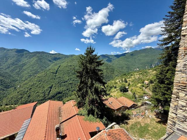 Appartamento in vendita a Triora, Liguria