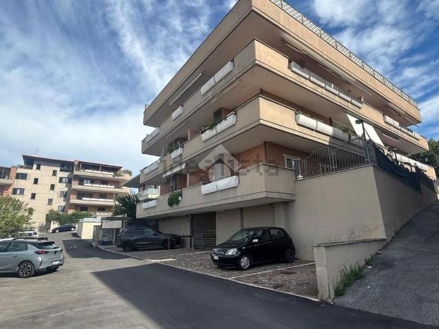 Appartamento in vendita a Poggio delle Mole, Marino
