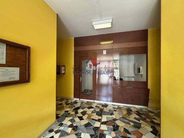 Appartamento in vendita a Municipio 8 di Milano, Milano