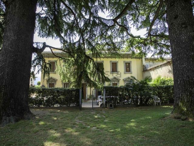 Appartamento in vendita a Comunità Montana Parco Alto Garda bresciano, Gargnano