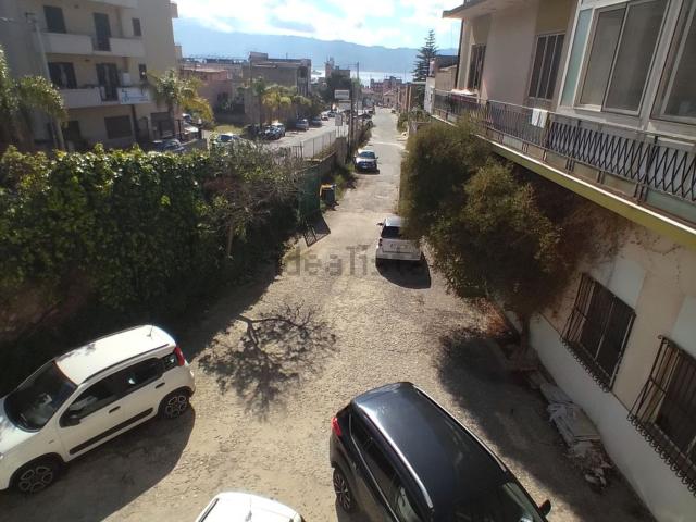 Appartamento in vendita a Calabria, Reggio Calabria