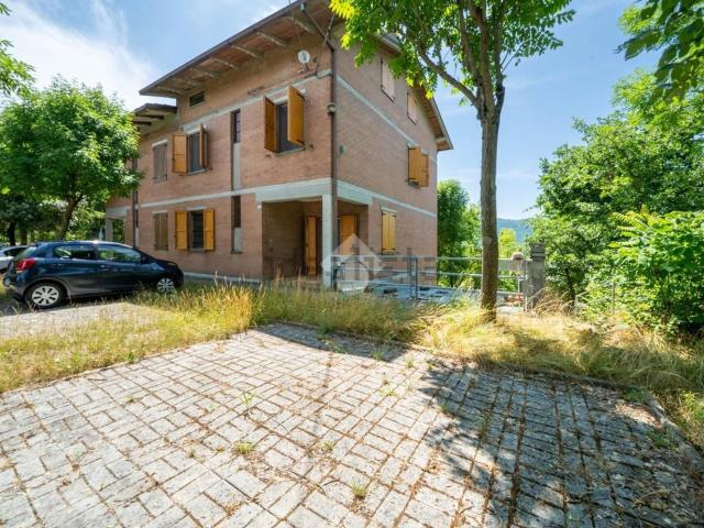 Appartamento in vendita a Unione dei comuni del Frignano, Pavullo Nel Frignano