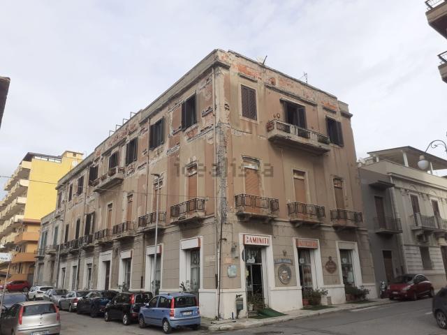 Appartamento in vendita a Calabria, Reggio Calabria