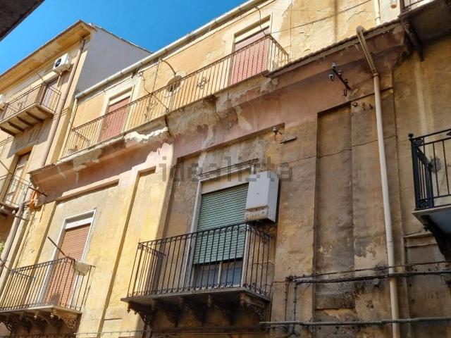 Appartamento in vendita a Rione Angeli, Caltanissetta