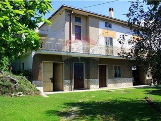 Appartamento in vendita a Rocchetta A Volturno, Molise