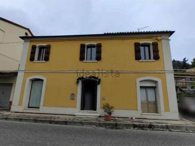 Appartamento in vendita a Arcevia, Ancona