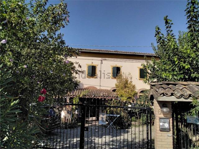 Appartamento in vendita a Terra di Mezzo, Re