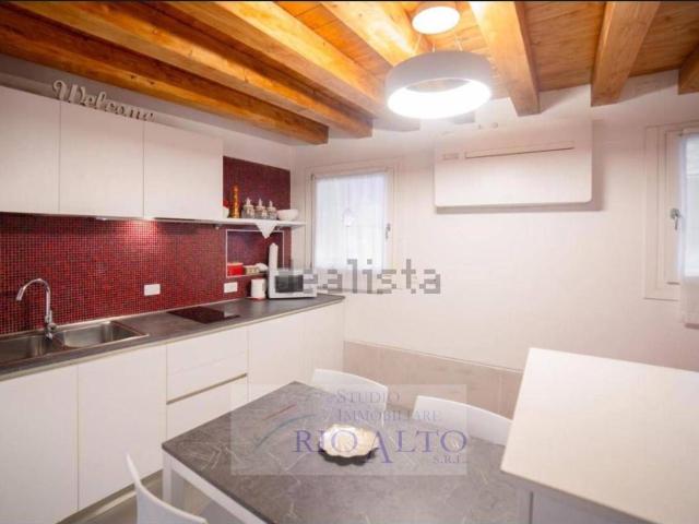 Appartamento in vendita a Venezia-Murano-Burano, Venezia