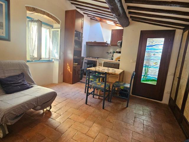 Appartamento in vendita a Pugliola, Lerici