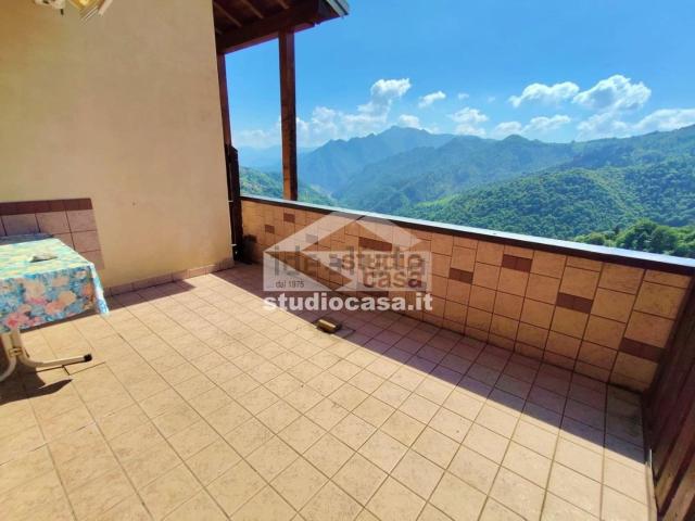Appartamento in vendita a Oneta, Lombardia