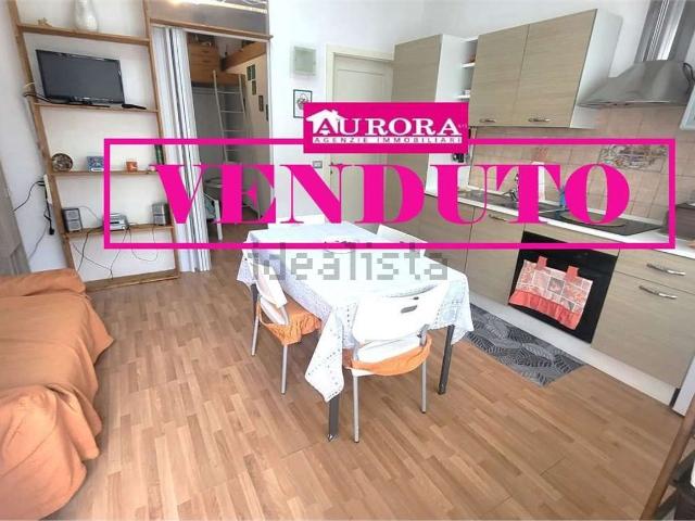 Appartamento in vendita a Faleriense, Marche