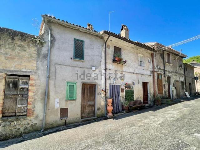 Appartamento in vendita a Latera, Lazio