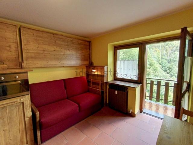 Appartamento in vendita a Champorcher, Aosta