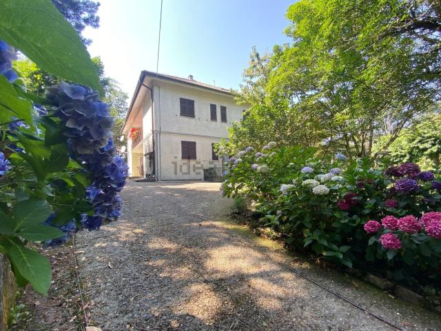 Appartamento in vendita a Torriglia, Liguria