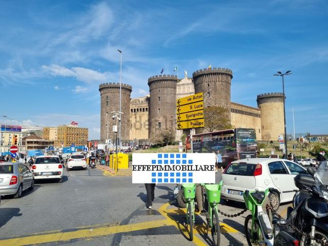 Appartamento in vendita a Municipalità 2, Campania