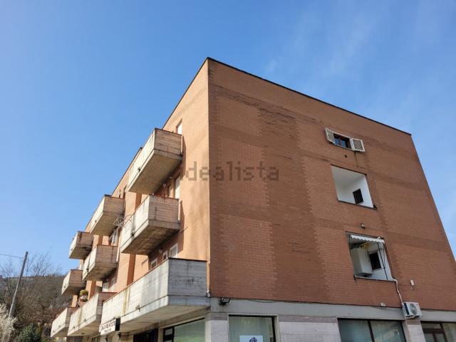 Appartamento in vendita a Sant'Erminio, Cenerente