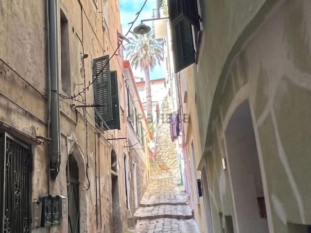 Appartamento in vendita a Arziglia, Bordighera