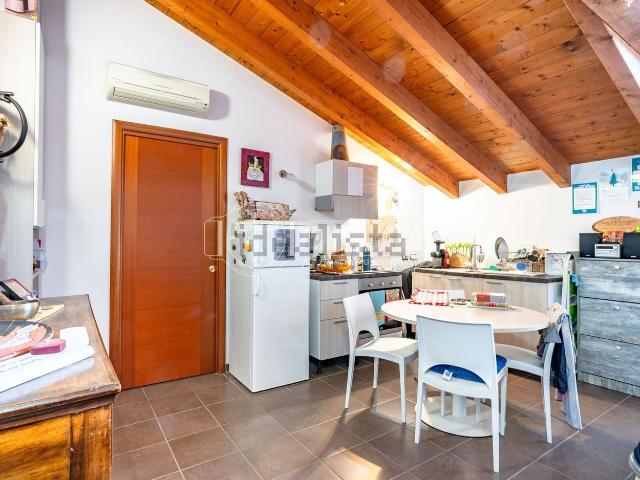 Appartamento in vendita a Cassina Pertusella, Caronno Pertusella