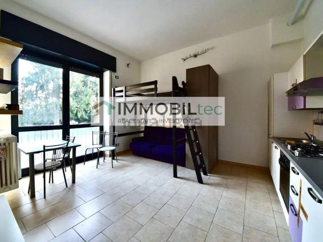 Appartamento in vendita a Cesano Maderno, Lombardia