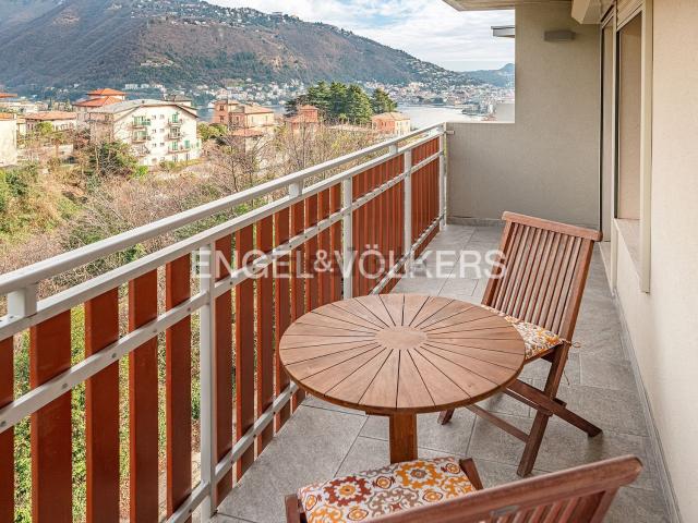Appartamento in vendita a Sagnino, Como