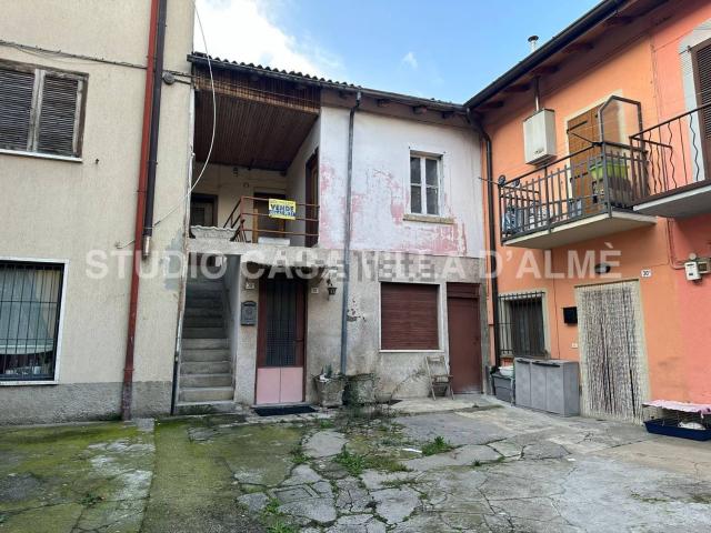 Appartamento in vendita a Bruntino, Villa D'almè