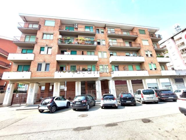 Appartamento in vendita a Circoscrizione 6, Piemonte