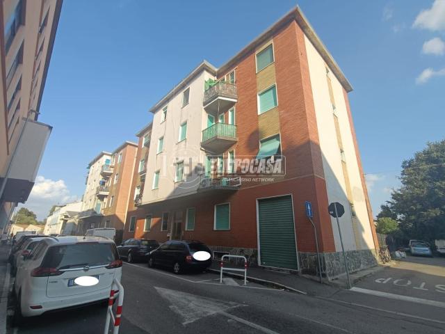 Appartamento in vendita a Baranzate, Milano