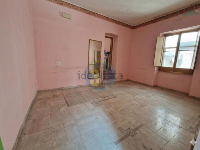 Appartamento in vendita a Centro, Puglia
