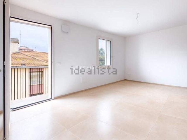Appartamento in vendita a Albula centro, Marche