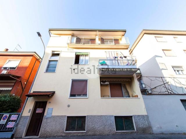 Appartamento in vendita a Quartiere Giardino, Cesano Boscone