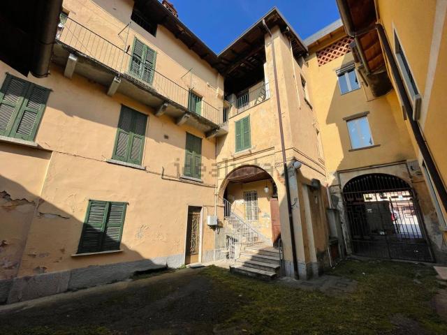 Appartamento in vendita a Molera, Oggiono