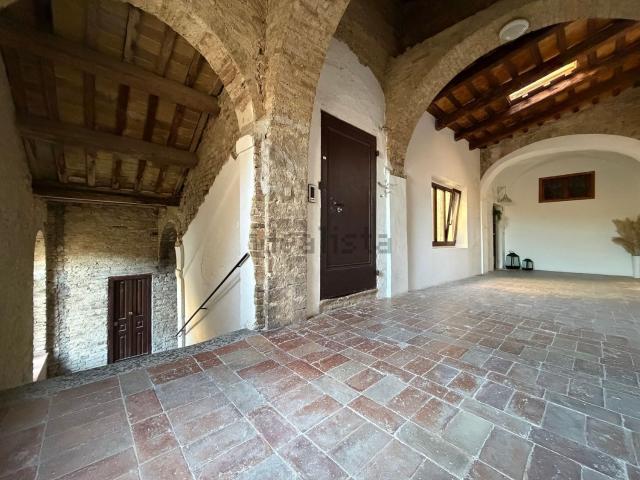 Appartamento in vendita a Contrada Celeste, Marche