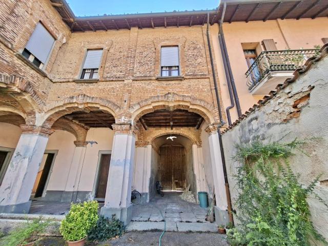 Appartamento in vendita a Albairate, Lombardia