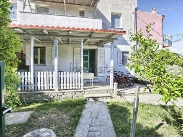 Appartamento in vendita a Campo nell'Elba, Marina Di Campo