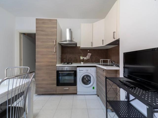 Appartamento in vendita a Parma Centro, Parma