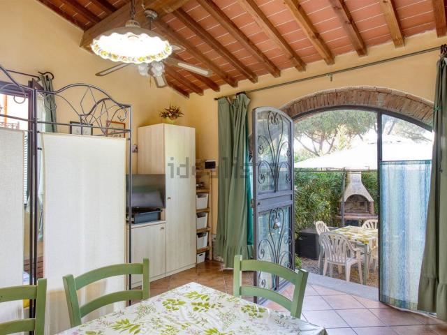 Appartamento in vendita a Cecina, Toscana