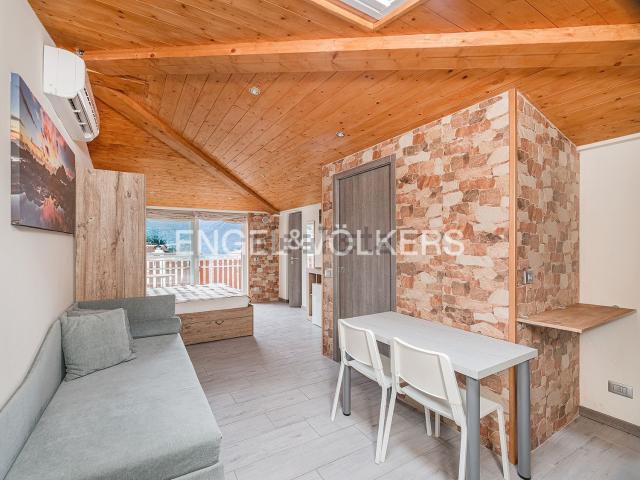 Appartamento in vendita a Sagnino, Como