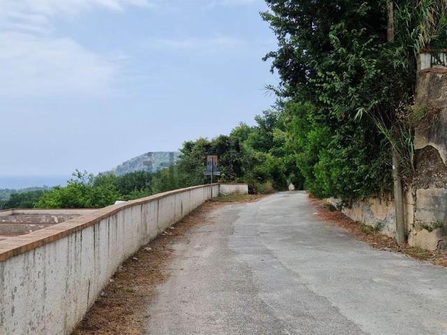 Appartamento in vendita a Centola, Campania
