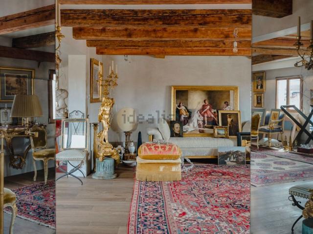 Attico in vendita a Dorsoduro, Venezia