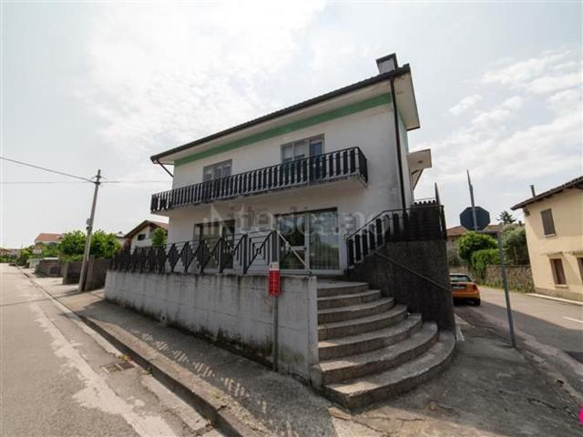 Appartamento in vendita a Tavagnacco, Friuli-Venezia Giulia