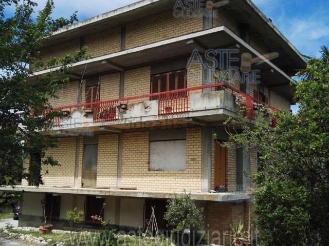 Appartamento in vendita a Grasciano, Notaresco