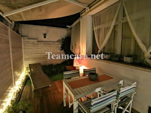 Appartamento in vendita a Pesaro, Pesaro E Urbino