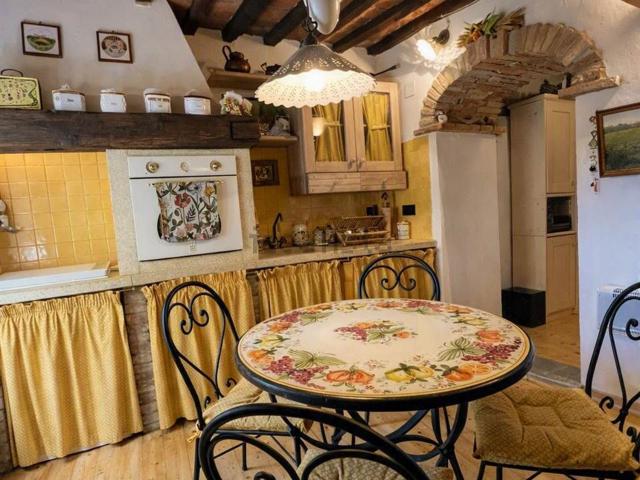 Appartamento in vendita a Castagneto Carducci, Livorno