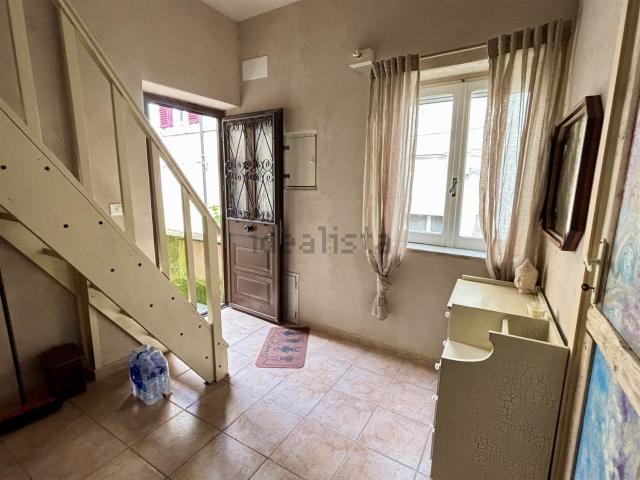 Appartamento in vendita a Collevecchio, Lazio